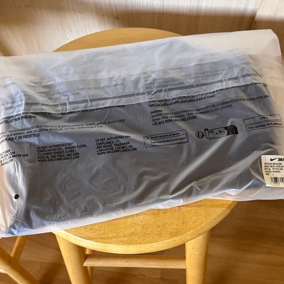 SKIMS + NIKE Vintage seamless mock neck longline bra color phoenix 🤎 BNWT - Picture 7 of 9